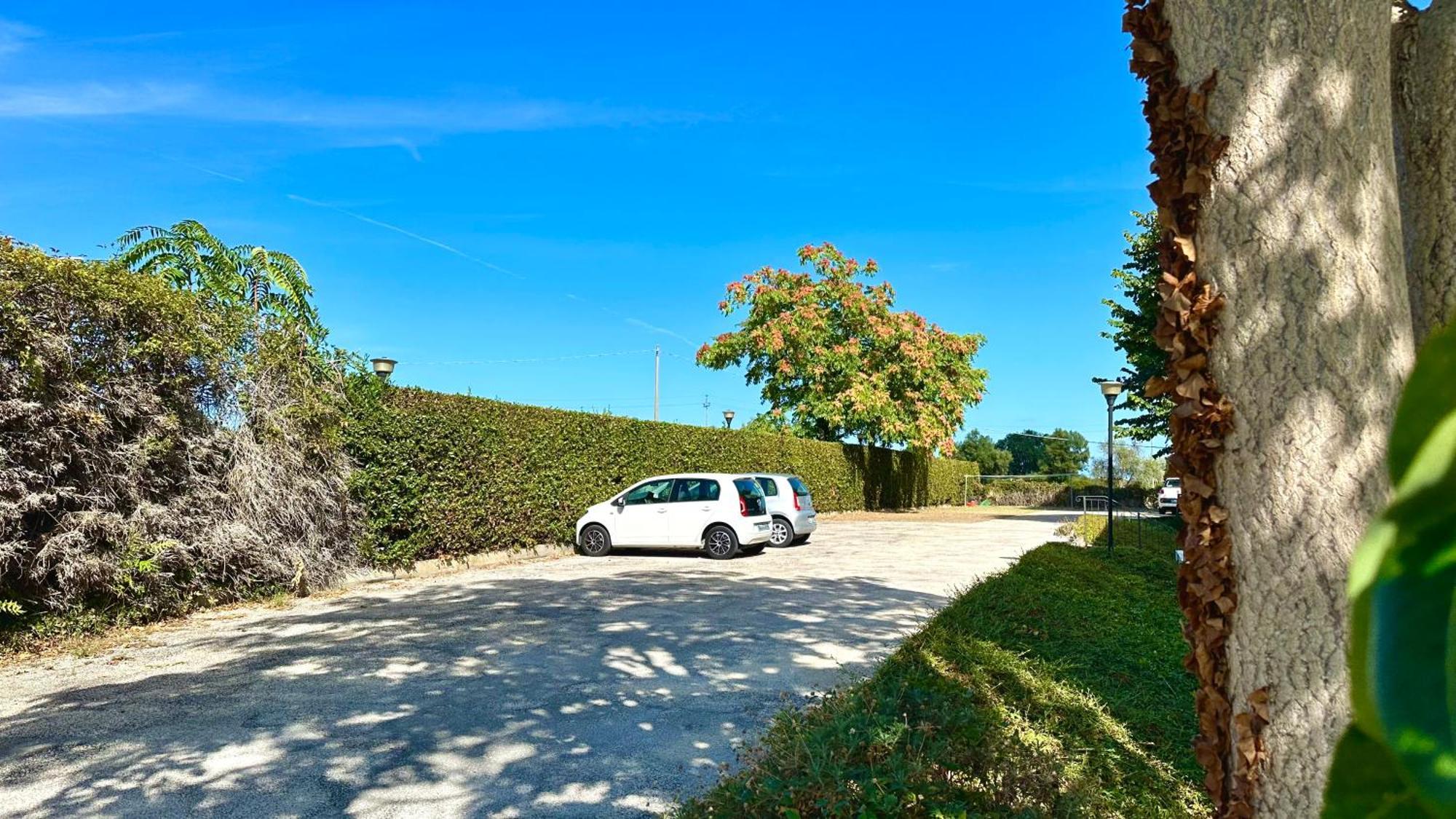S214 - Sirolo, Trilocale Con Giardino In Zona Tranquilla Apartment Екстериор снимка