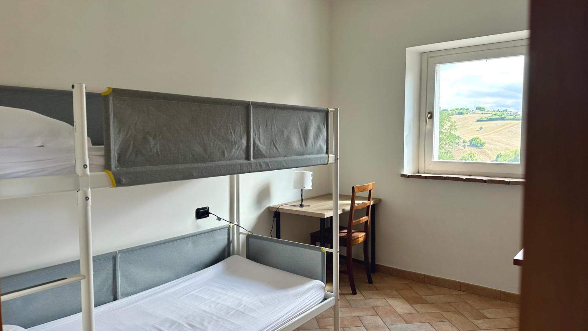 S214 - Sirolo, Trilocale Con Giardino In Zona Tranquilla Apartment Екстериор снимка